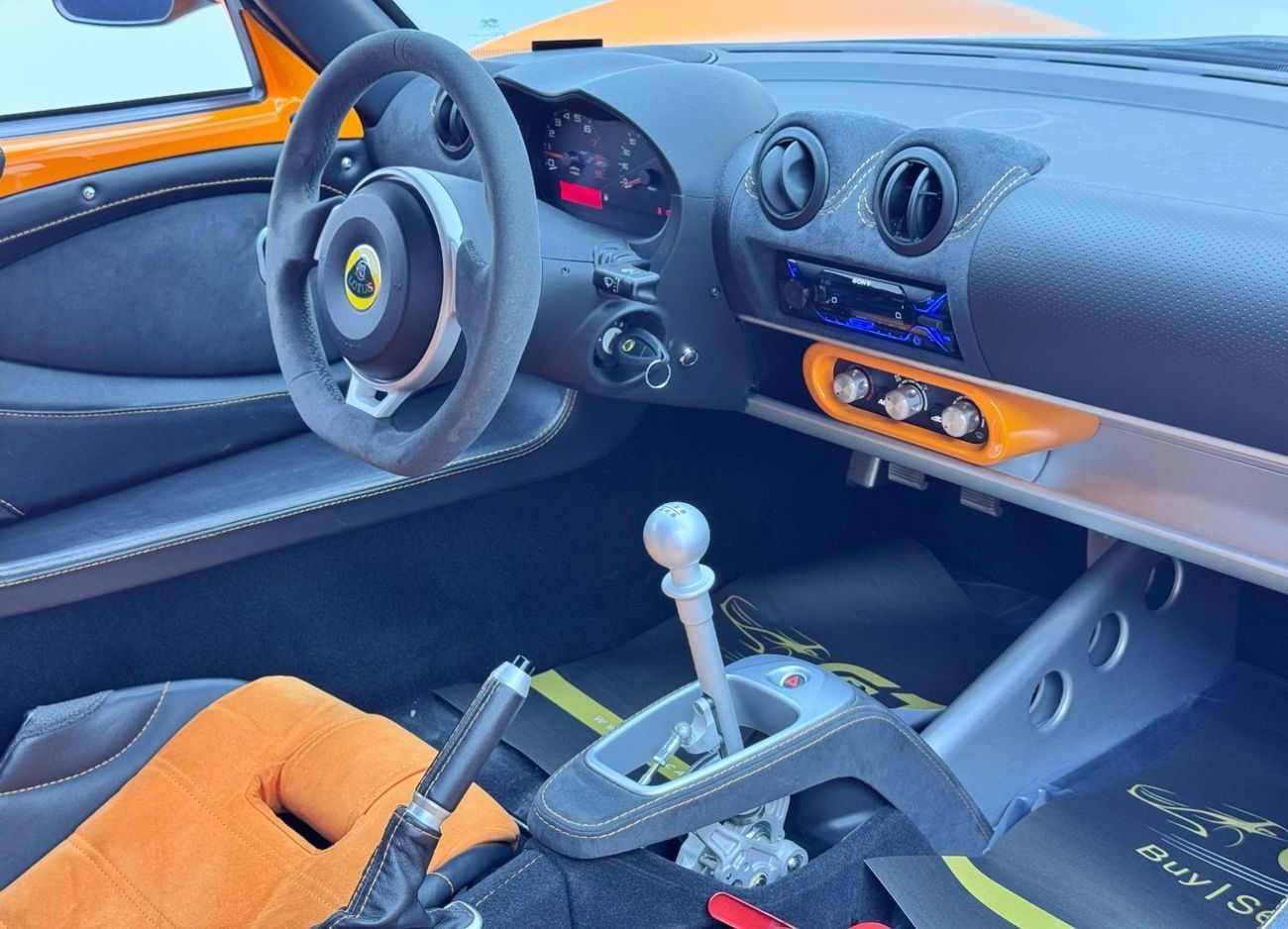 Lotus Exige 2021 Lotus Exige 410 Sport 20th Anniversary Edition, Manual Transmission, Excellent Condtion, GCC