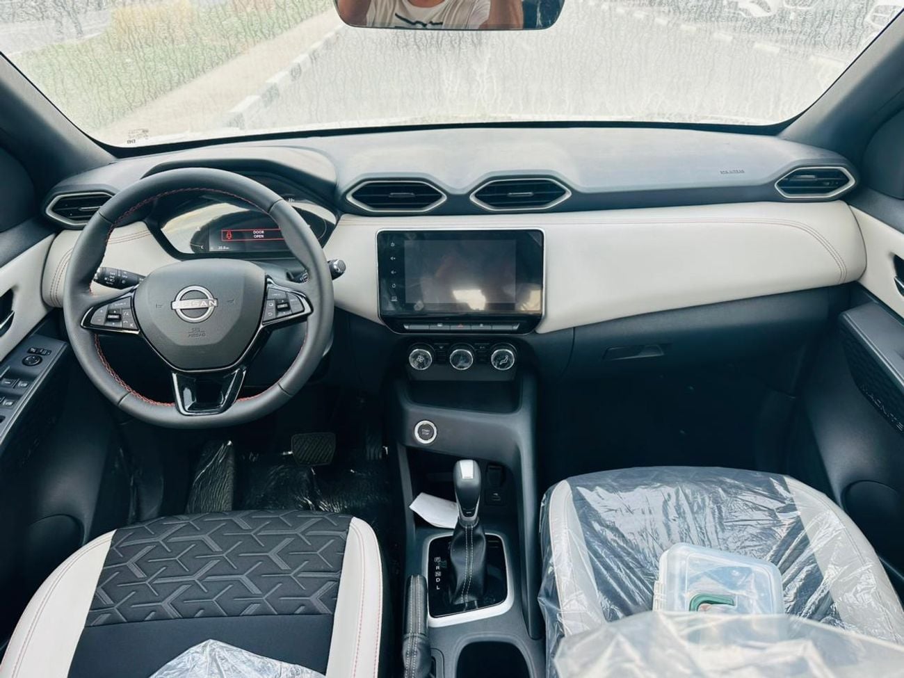 Nissan Magnite SL 1.0L, KEYLESS ENTRY,360 CAMERA, ALLOY WHEELS,MODEL 2025