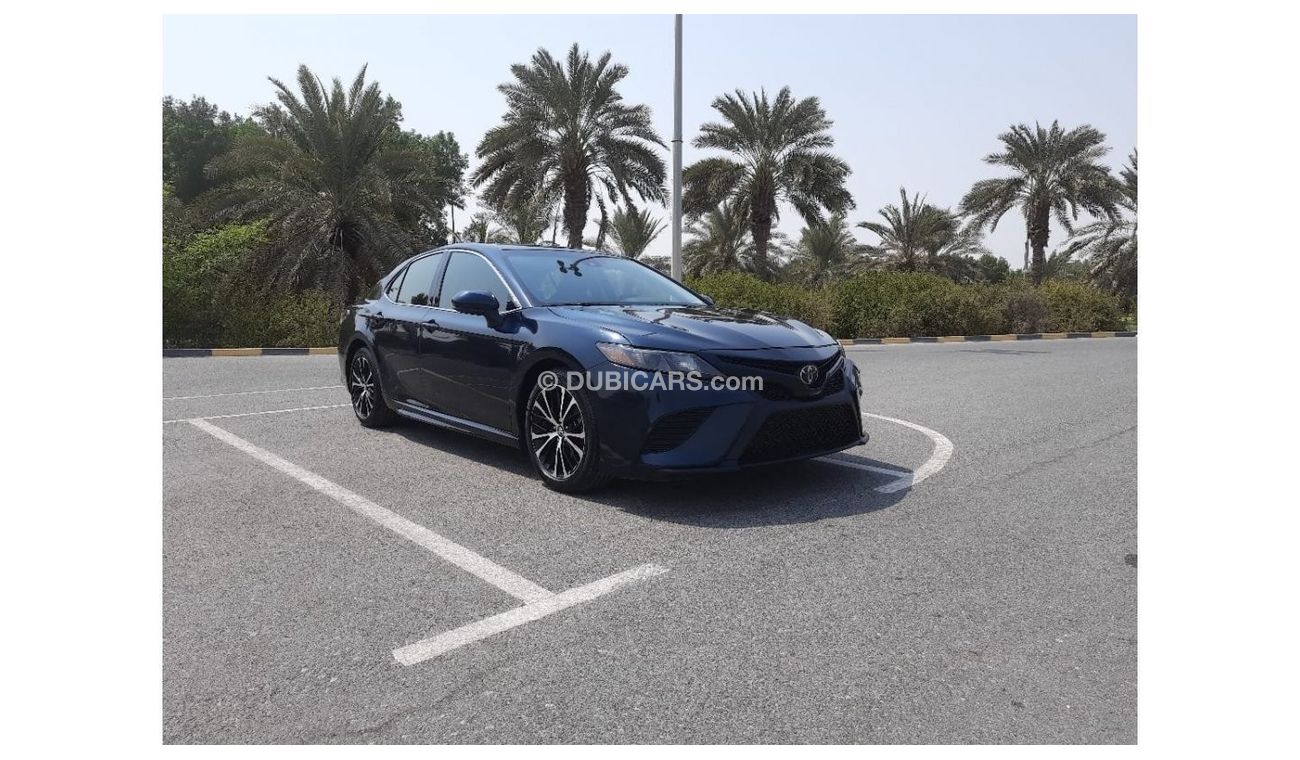 تويوتا كامري SE