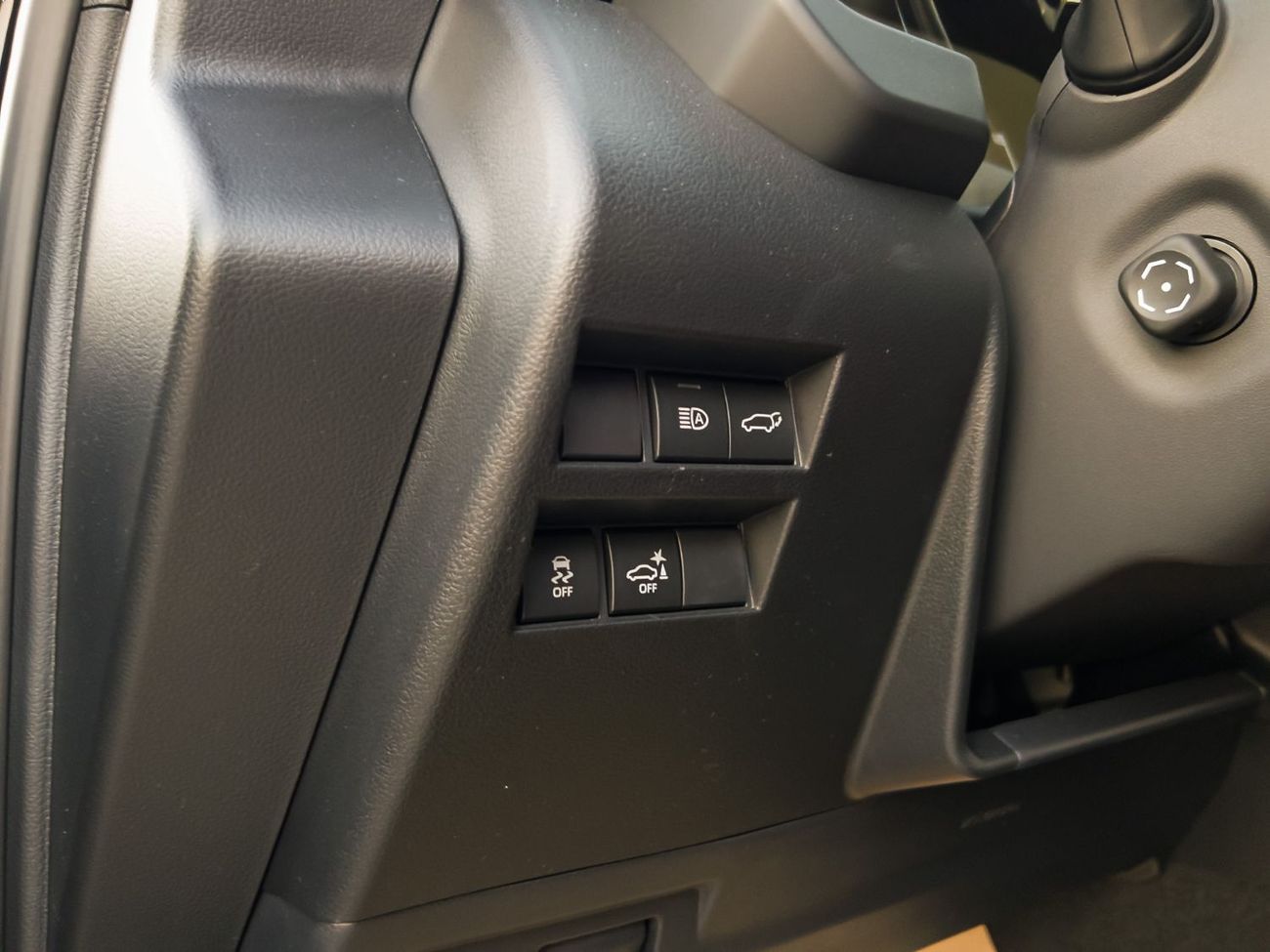 Toyota Land Cruiser 3.5T VXR Hybrid EXPORT ONLY - 2025 LC300 3.5L VXR Hybrid (Bahraini Spec)