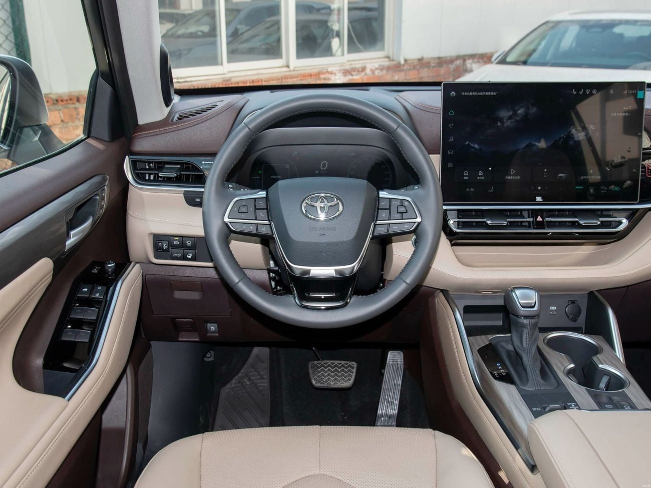 تويوتا هايلاندر Automatic . Hybrid . SUV/Crossover . All Wheel Drive . 7 Seats . 5 Doors ▾ Brand new 2026 Toyota Highlander Limited E-Four Hybrid 2.5L, Chinese Specs. Premium top-tier trim fe