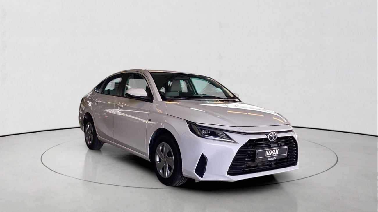 تويوتا يارس 1.5 VVT-I E CVT | شامل الضمان | 0 ﺪﻔﻋﺓ ﺃﻮﻟﻯ