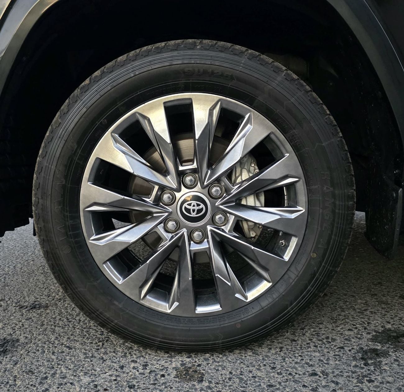 Toyota Land Cruiser GXR, миниатюра 12