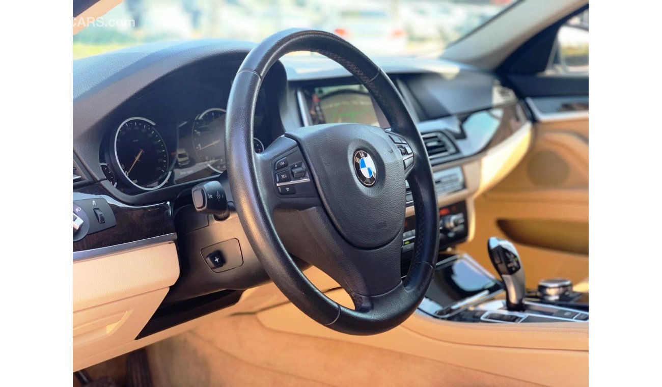 BMW 520i I GCC SPECS