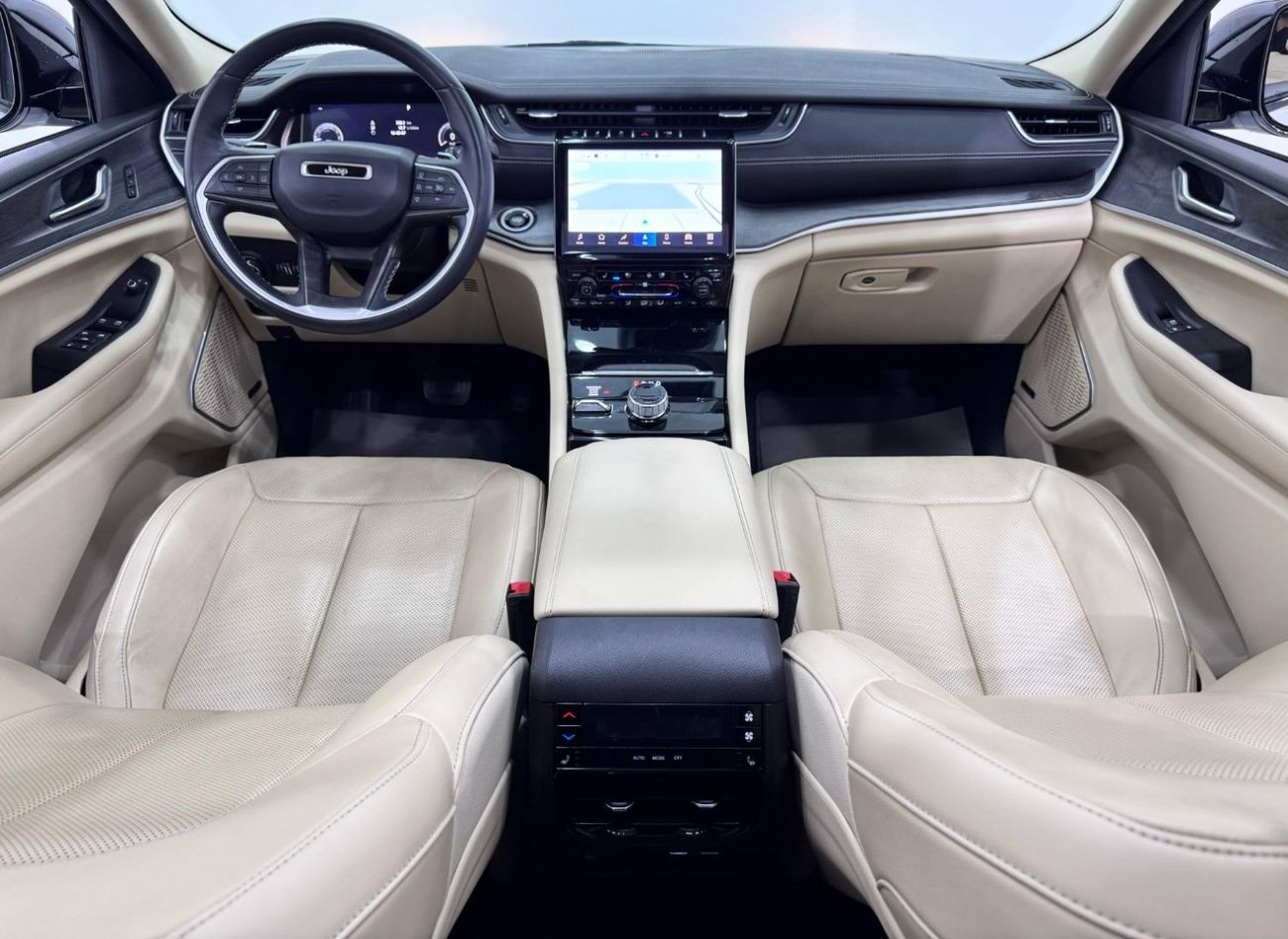 جيب جراند شيروكي L Limited 3.6L 2022 Jeep Grand Cherokee L Limited, 2027 Jeep Warranty, Jeep Service Pack, 7 Seater,