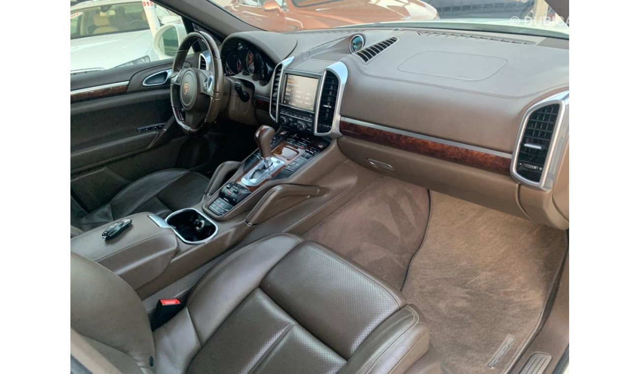 Porsche Cayenne Porsche Cayenne S_Gcc_2011_Excellent_Condition _Full option