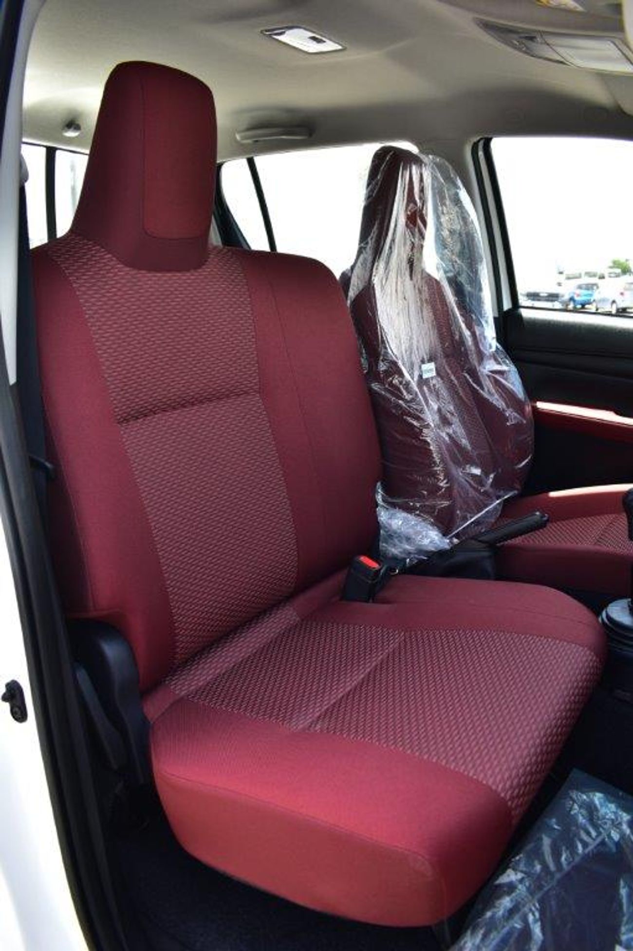 تويوتا هيلوكس GL 2.4L Double Cab Utility