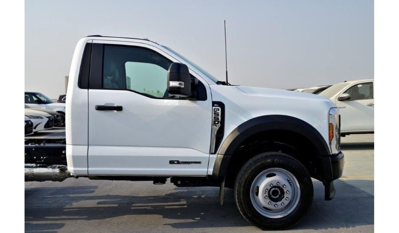 فورد F 550 REGULAR CHASSIS CAB XL 145" WB V8 6.7L DIESEL 4X4 10 SPEED AUTOMATIC