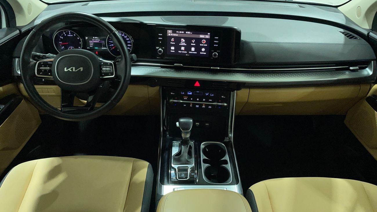 كيا كارنيفال 2024 LX | AED 1550/Month | 0 DP | 30 Day Return | Warranty | Service History
