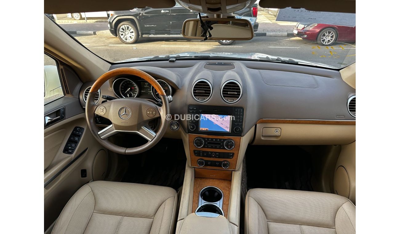 Mercedes-Benz GL 550