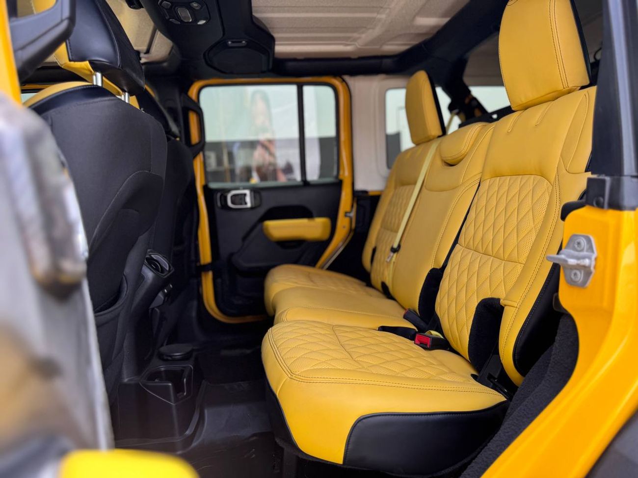 جيب رانجلر Unlimited Sport 3.6L A/T