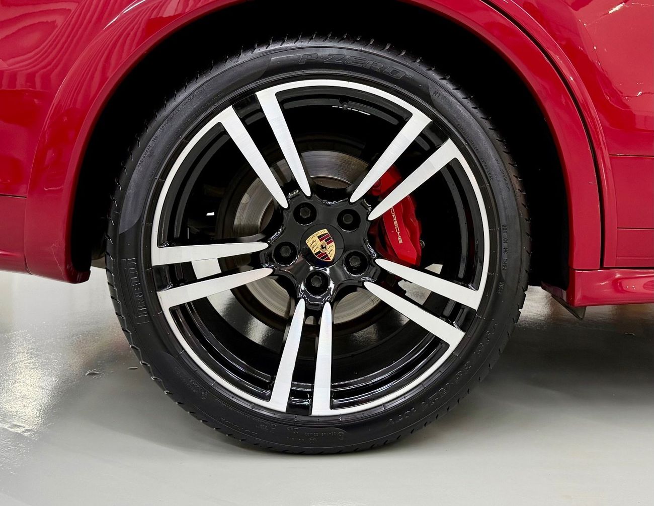 Porsche Cayenne GTS 4.8L