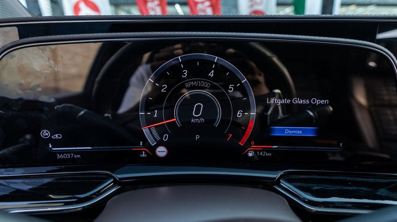 Cadillac Escalade Escalade-V 6.2L 2023 Cadillac Escalade V-Series GCC | Agency Warranty | Service Contract