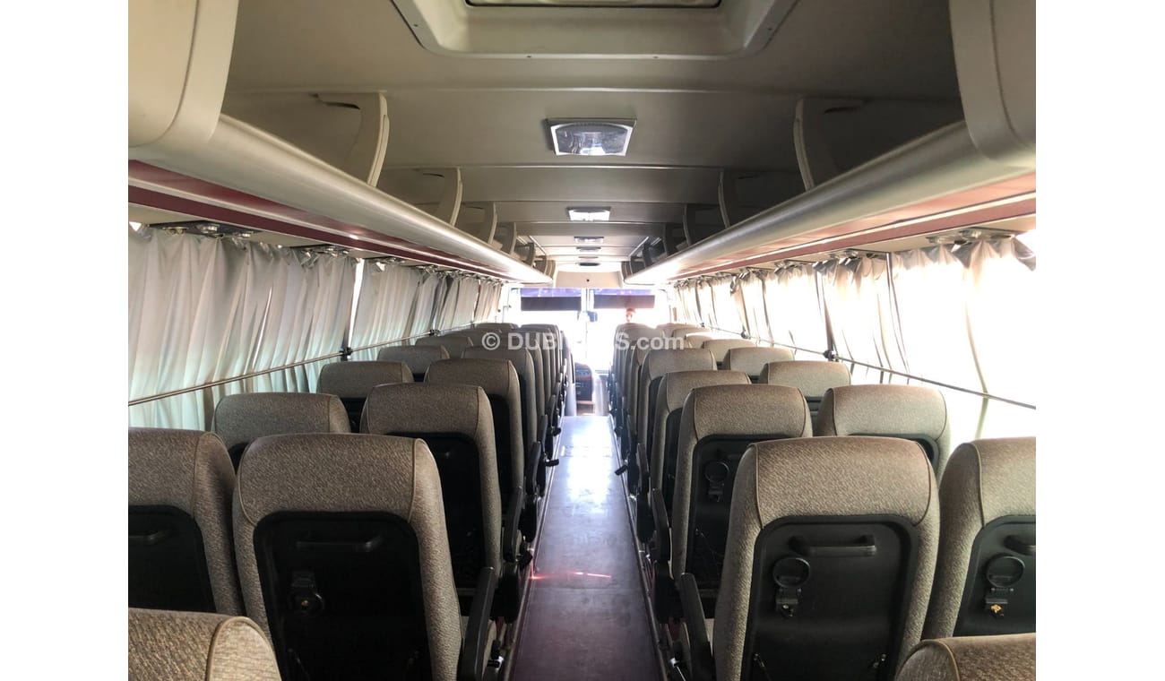 هيونداي ايرو LUXURY BUS UNIVERSR