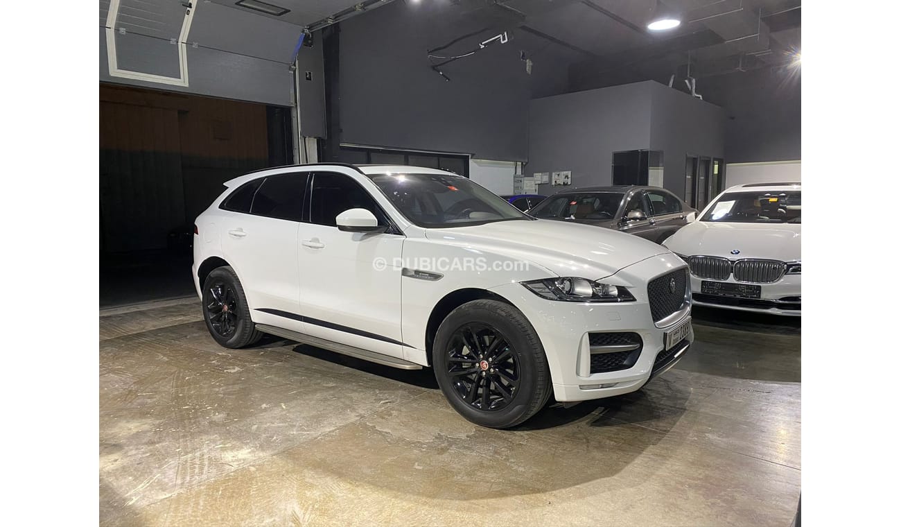 Jaguar F Pace R-SPORT