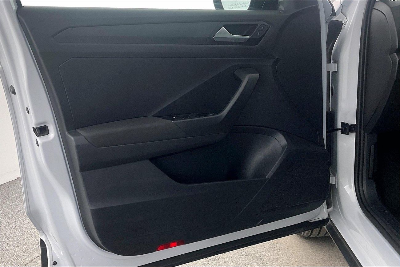 Volkswagen T ROC Life | Carnival Sale • UP TO AED 20,000 OFF | Guaranteed Warranty | 0 Down Payment