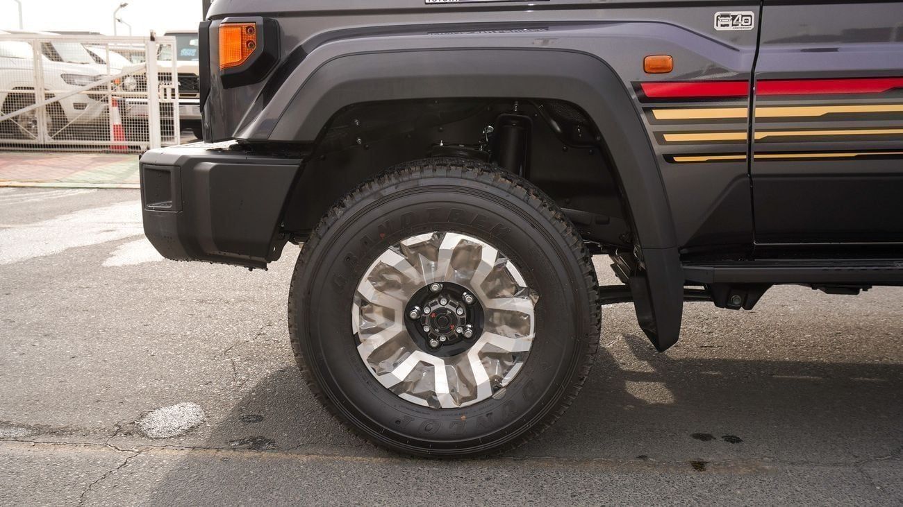 Toyota Land Cruiser Pick Up TOYOTA LC79 PICKUP D/C LX-Z1 4.0L PETROL V6 A/T FULL OPTION 2025 MODEL