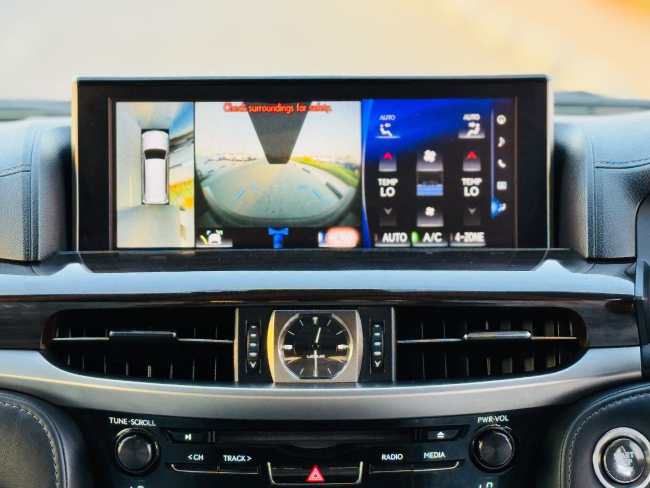 لكزس LX 570 RHD LEXUS LX570 FULL OPTION