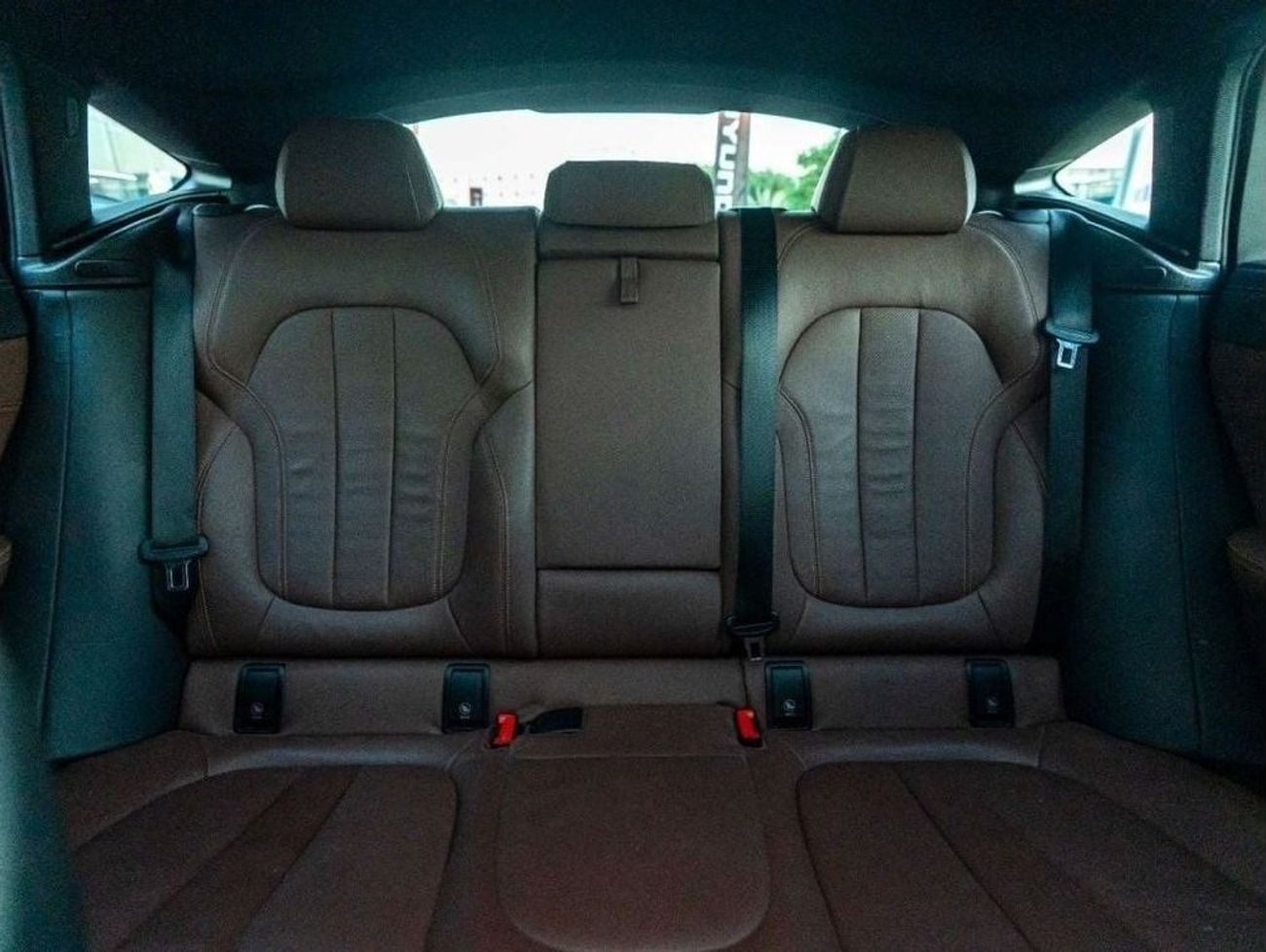 BMW X6 xDrive 40i 3.0L AED 3,145 • X6 XDRIVE 40i • 3.0L TURBO I6 • OFFICIAL BMW WARRANTY AND FULL SERVICE H