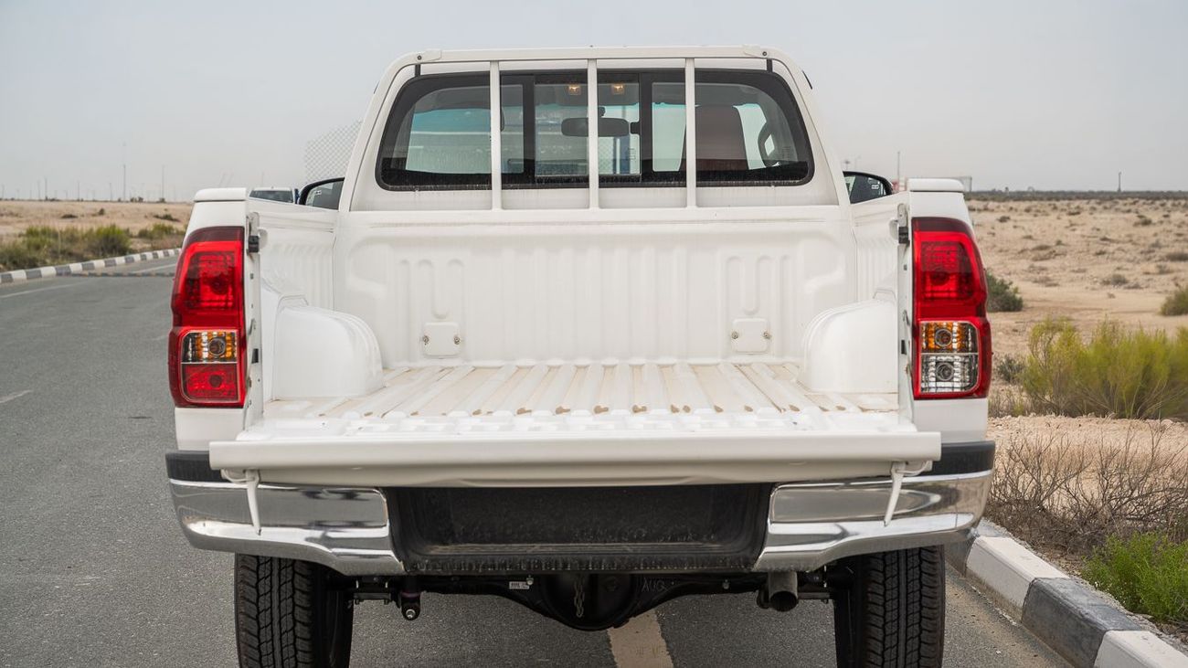 تويوتا هيلوكس TOYOTA HILUX 2.4 SINGLE CABIN BASIC 4X4 MT -2026YM