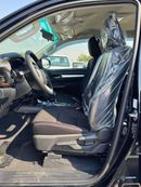 Toyota Hilux SR5 /  2.7L V4 PETROL / PUSH START / 4WD / FULL OPTION (CODE # SR5)