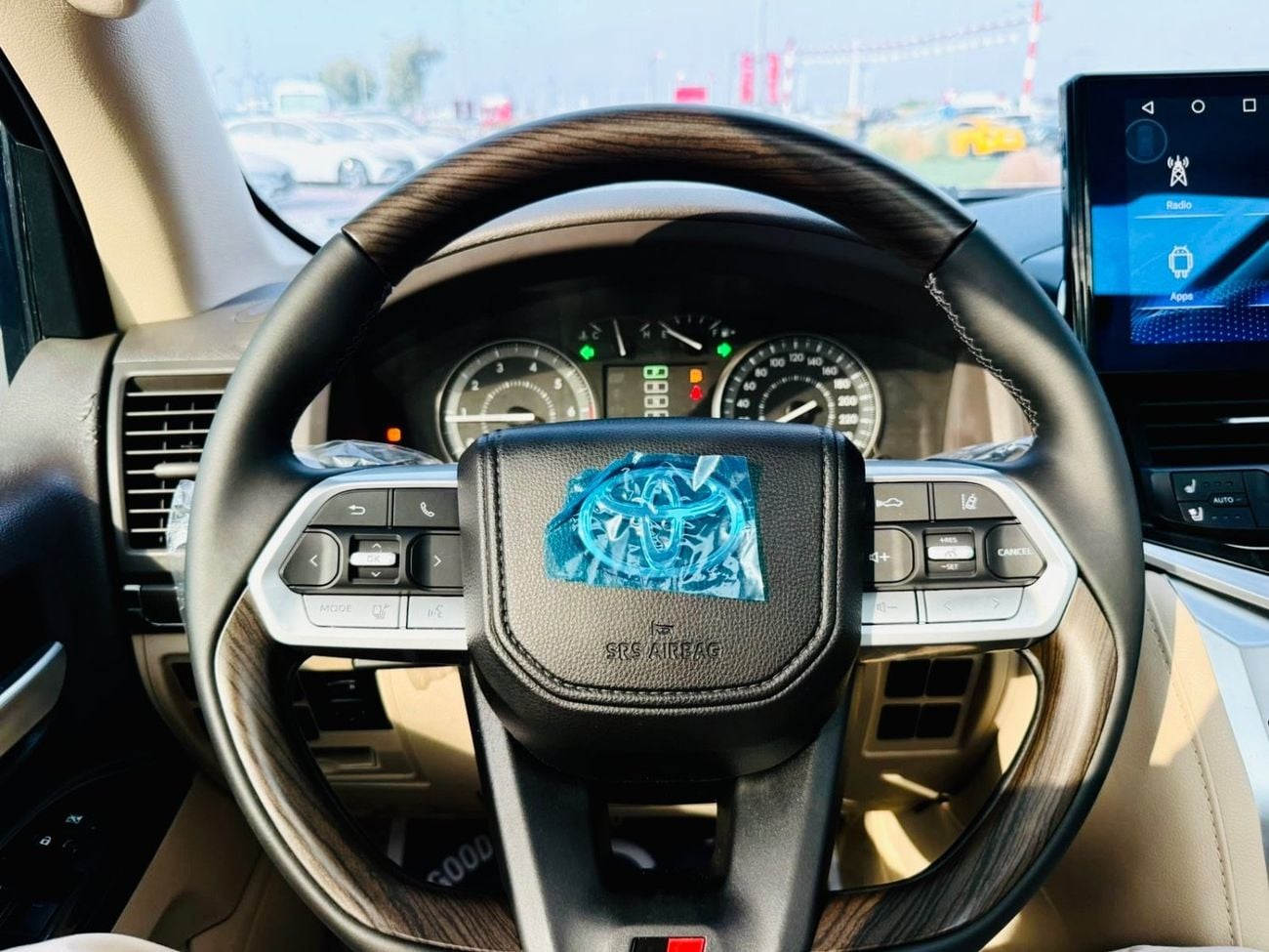 Toyota Land Cruiser GXR 2019 V6 4.0 full option Petrol