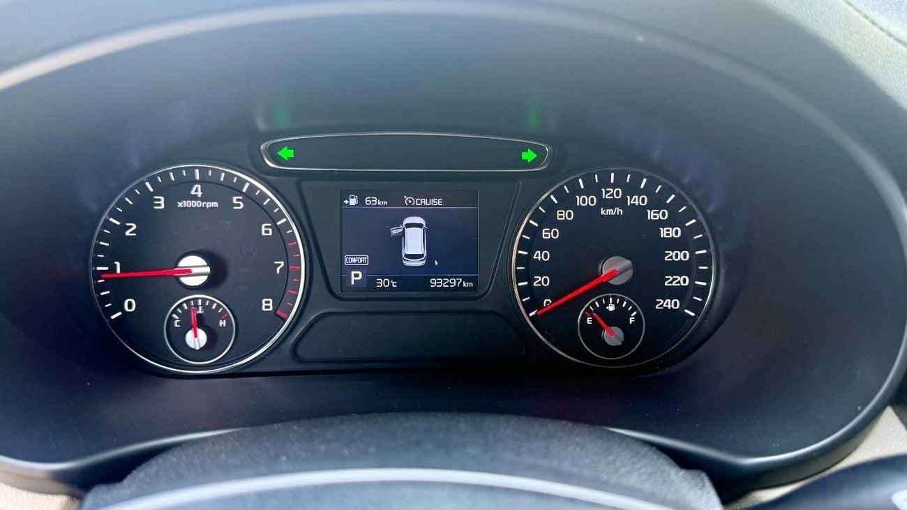 كيا سورينتو Std 2.5L AWD