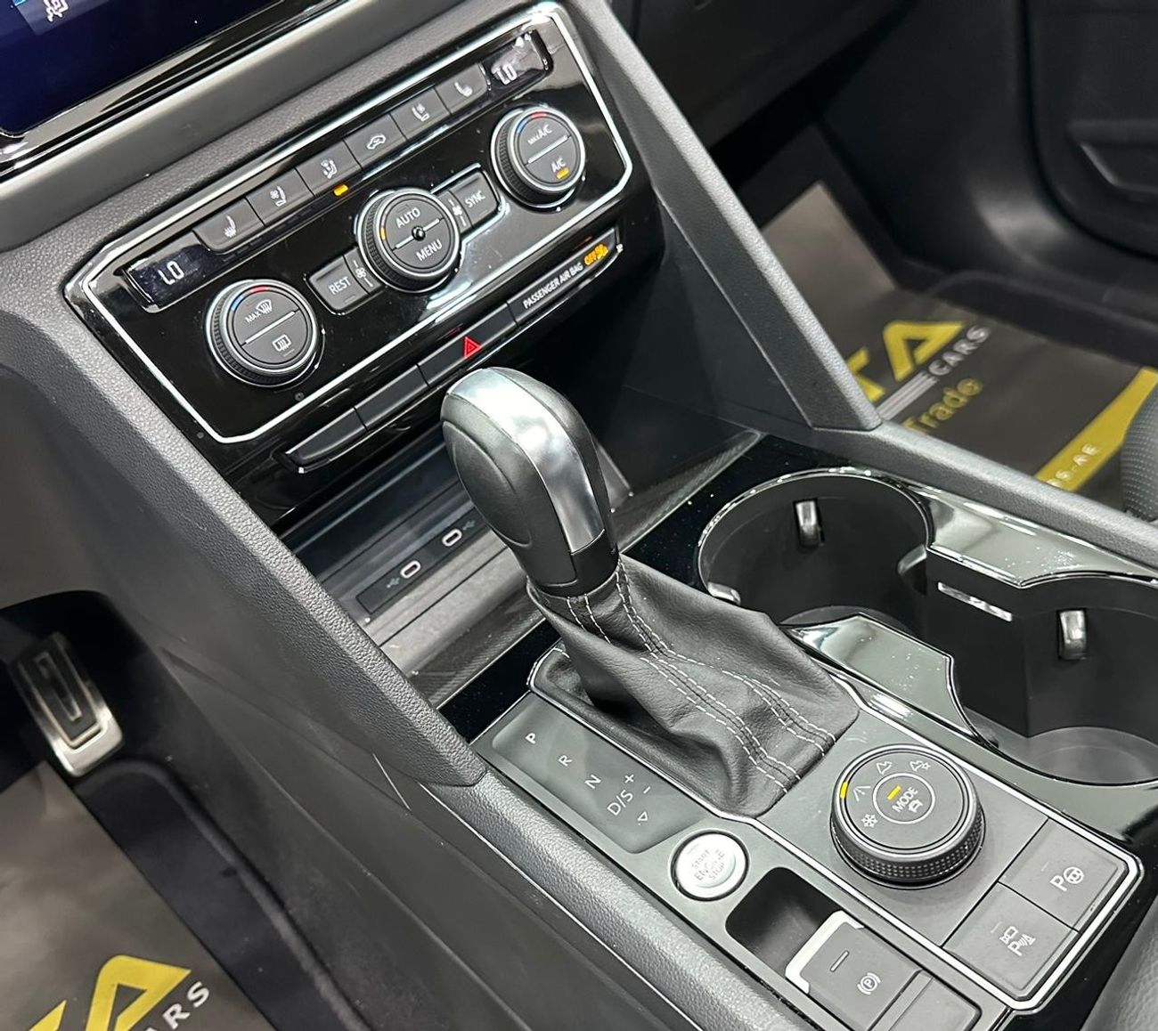 Volkswagen Teramont 2021 Volkswagen Teramont R-Line, OCT 2024 Al Naboodah Warranty + Service Contract, GCC