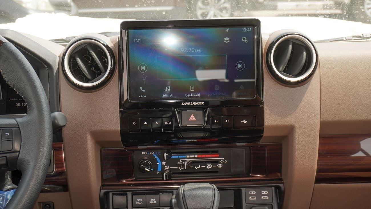Toyota Land Cruiser 70 LC76 LX LX 2.8L Diesel A/T