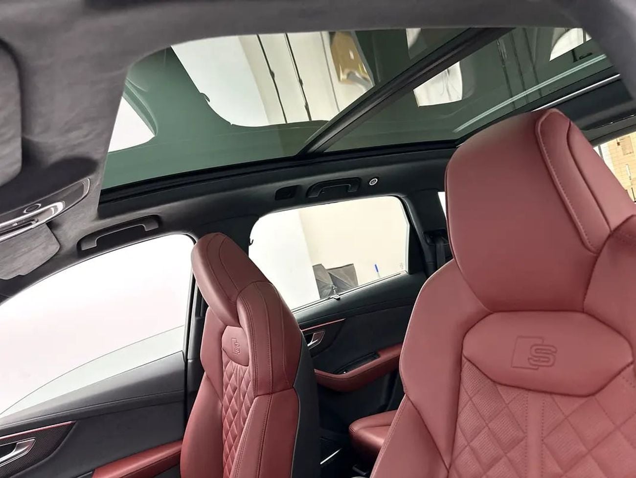 Audi SQ7 SUV TFSI 507hp (Ref# 14581)