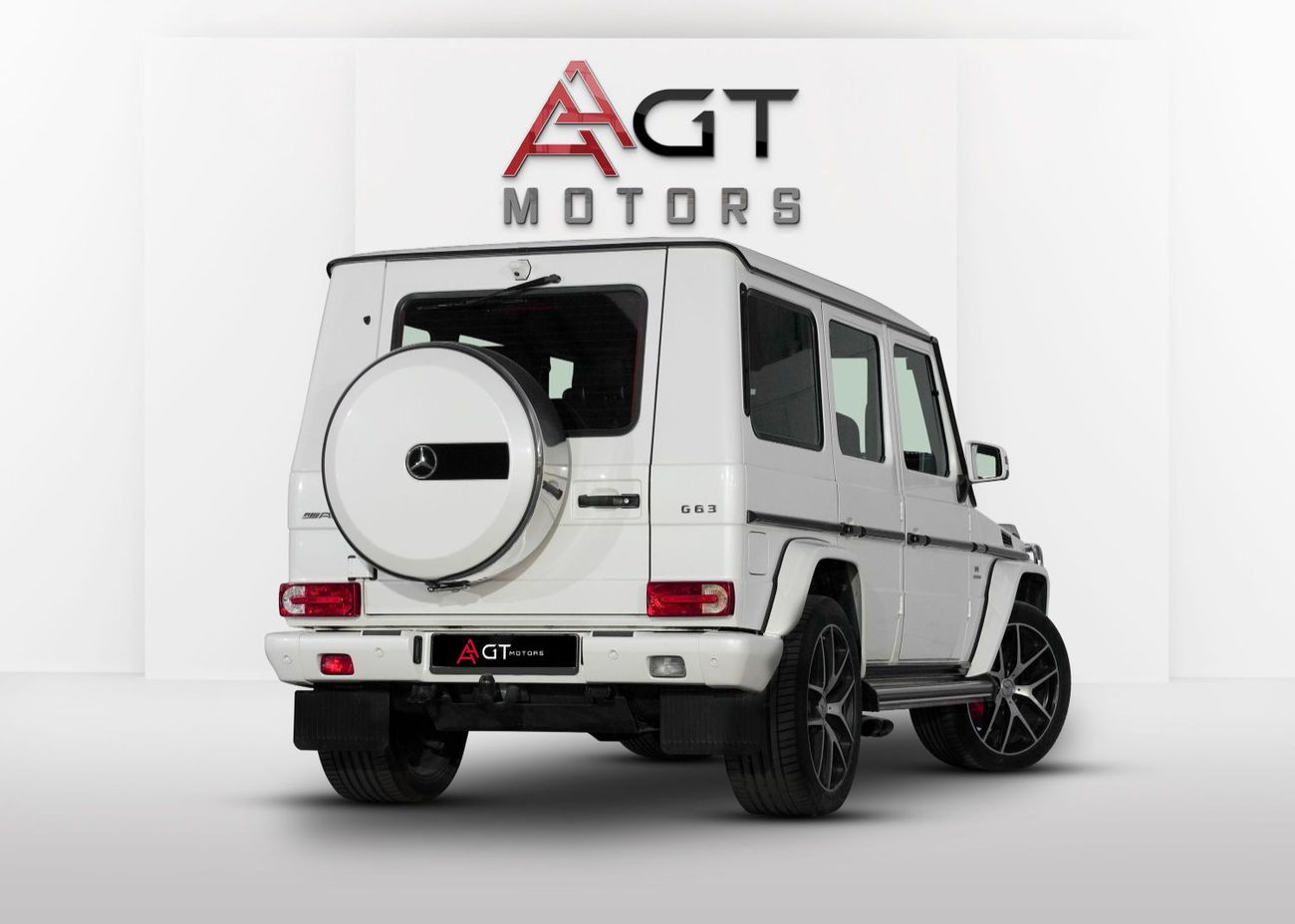 Mercedes-Benz G 63 AMG Std 5.5L