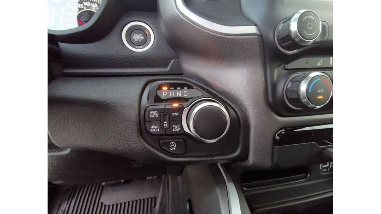 رام 1500 Dodge RAM Bighorn - 2021 - Black