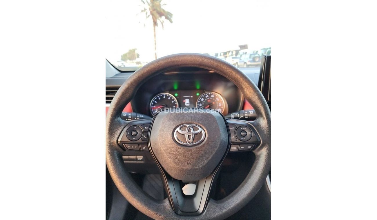 تويوتا راف ٤ XLE