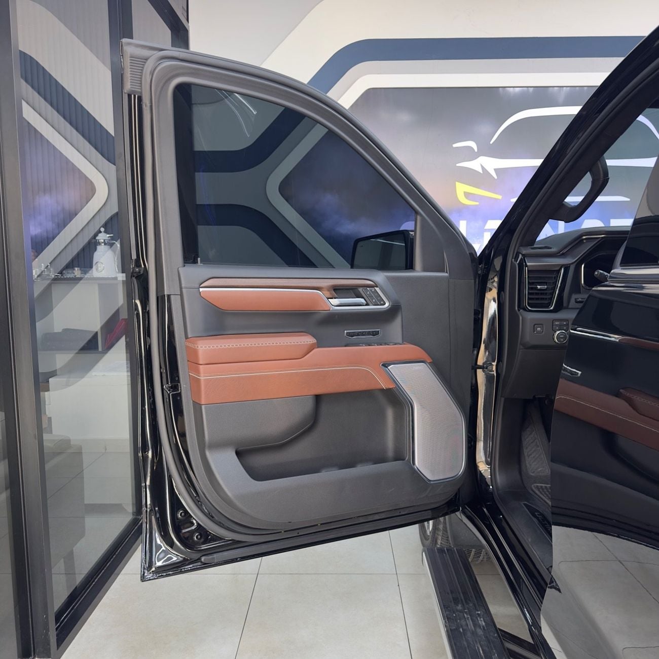جي أم سي سييرا 1500 DENALI ULTIMATE