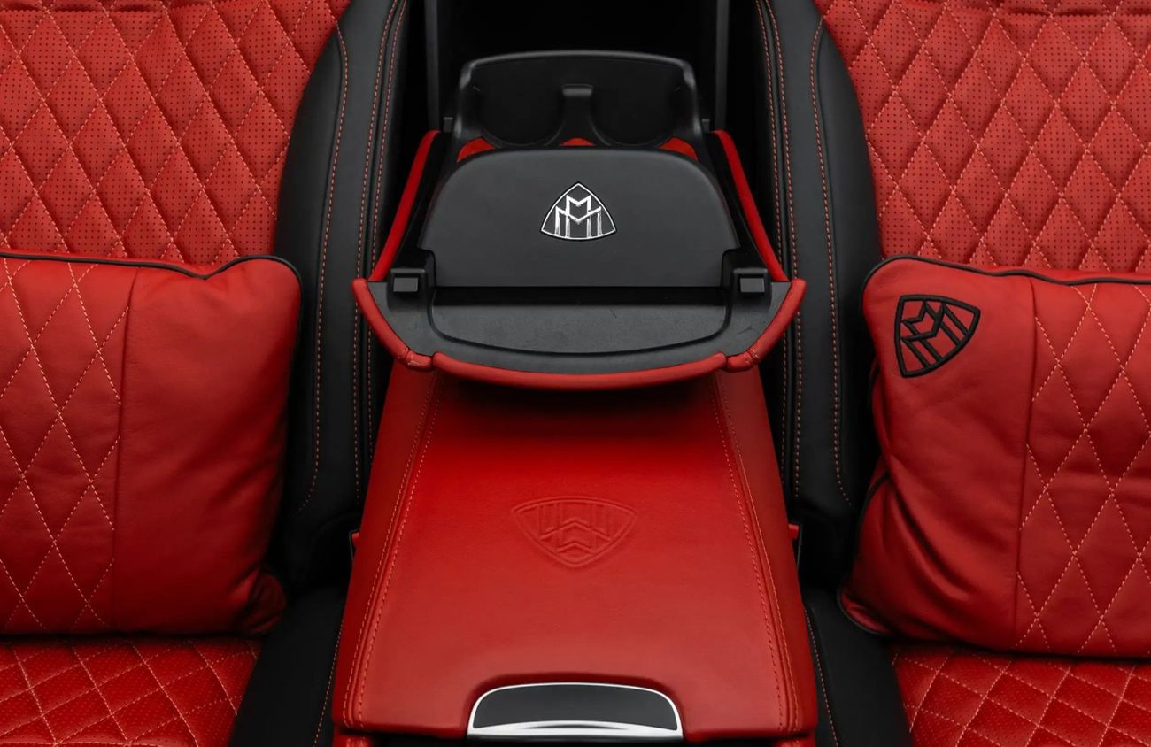 Mercedes Maybach G 650 6.0 L V-12 Biturbo Engine