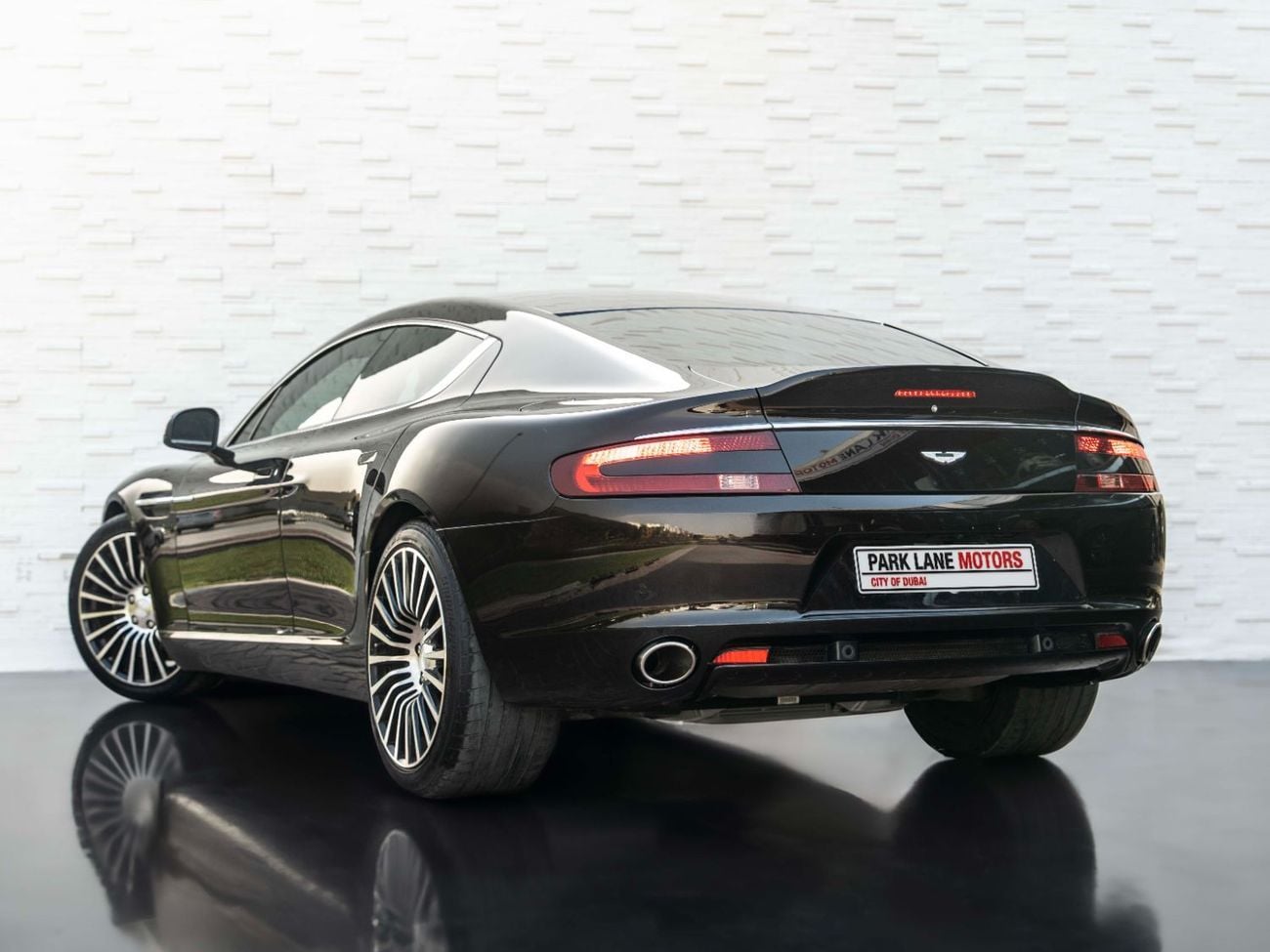 Aston Martin Rapide S