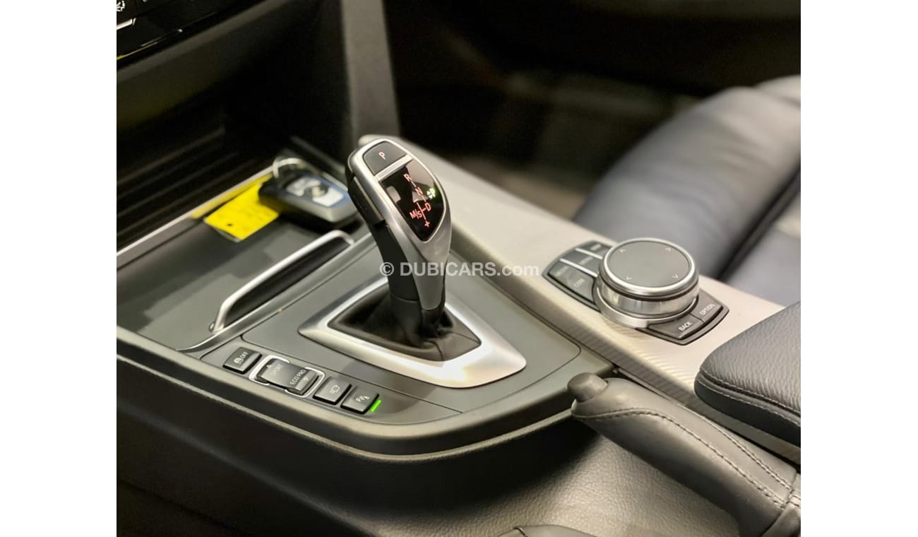 BMW M440i 2018 BMW 440i Coupe, M-Kit, BMW Warranty+Service, Full Options, GCC