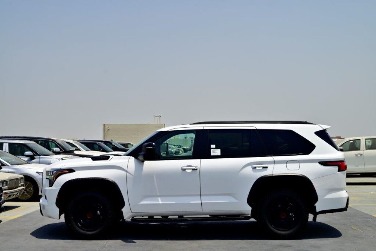 تويوتا سيكويا Hybrid Limited TRD PRO V6 3.5L 4WD 7 Seater Automatic