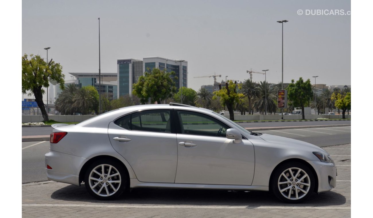 Lexus IS300 GCC Fully Loaded Perfect Condition