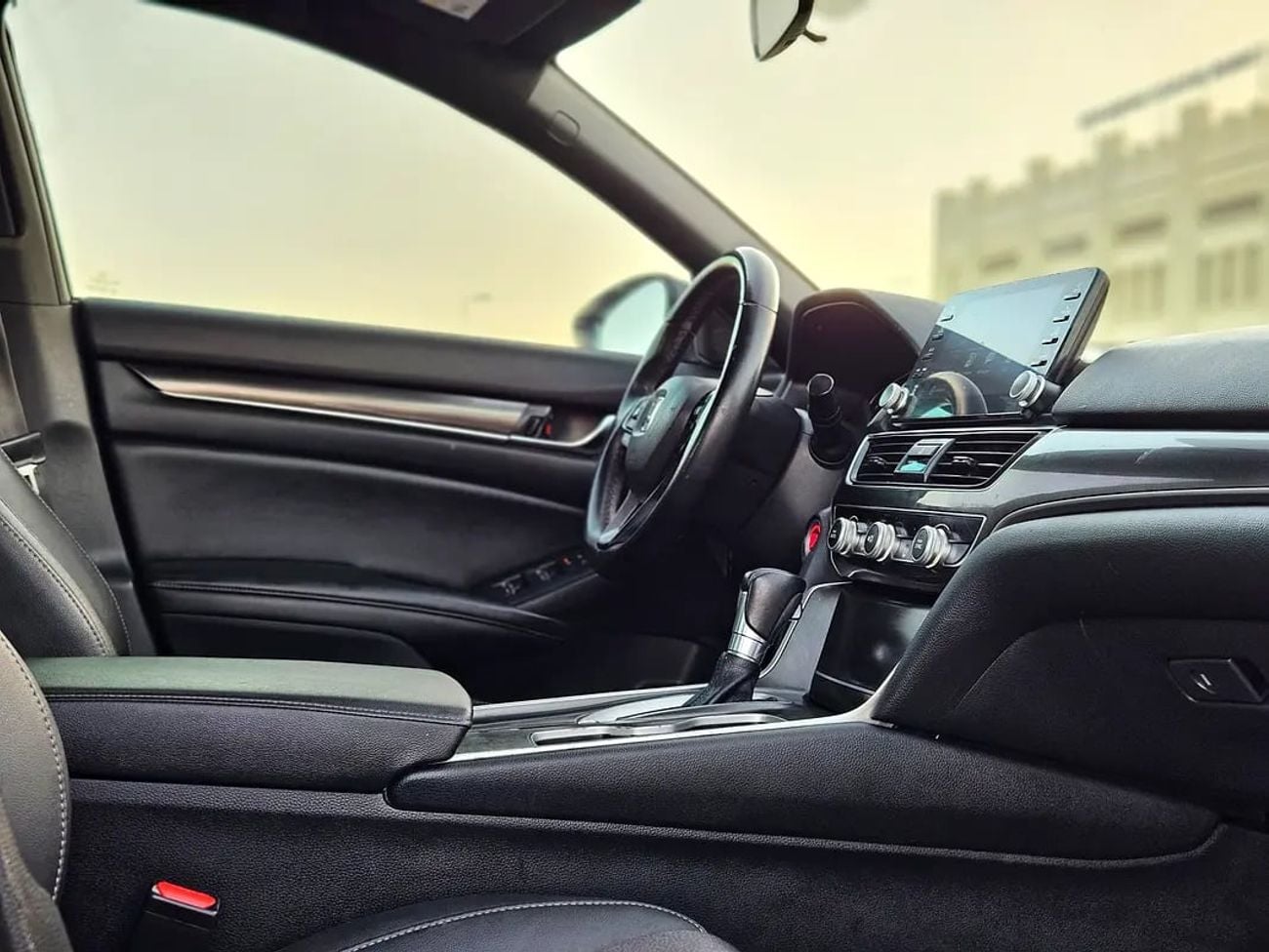 هوندا أكورد Sport US Specs - Low Mileage Pristine Condition Perfect Family Sedan