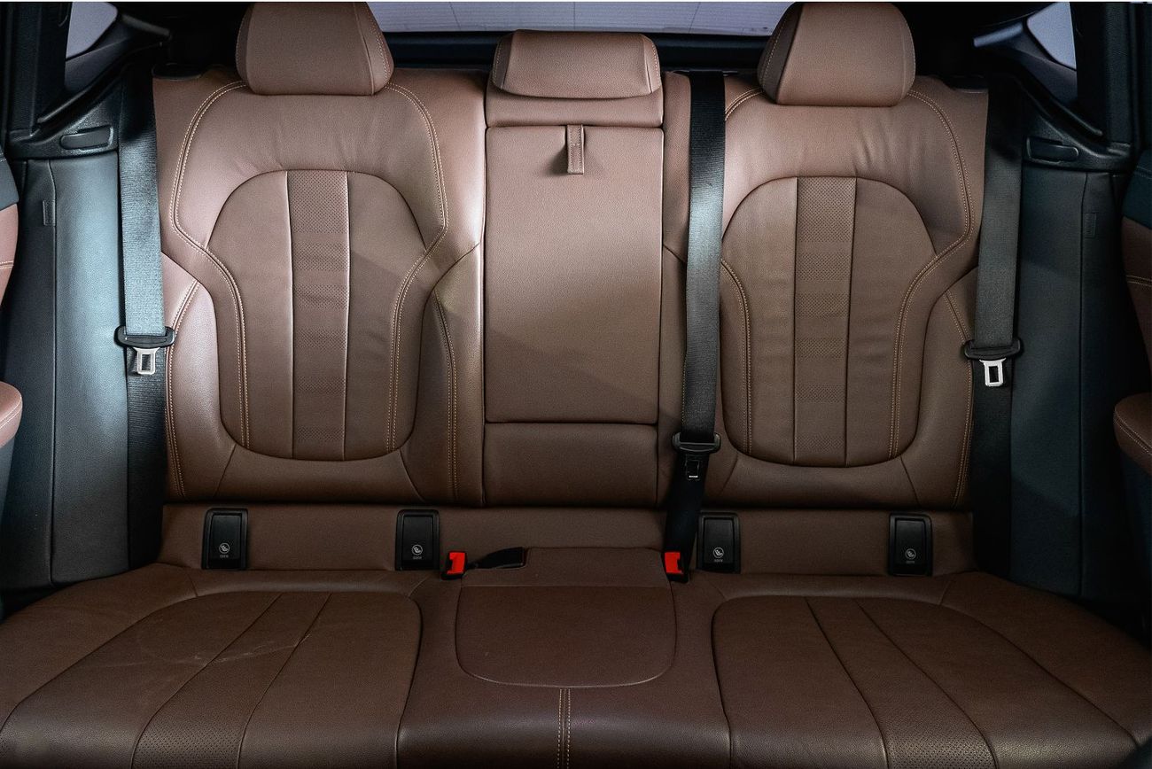 بي أم دبليو X6 xDrive 40i 3.0L