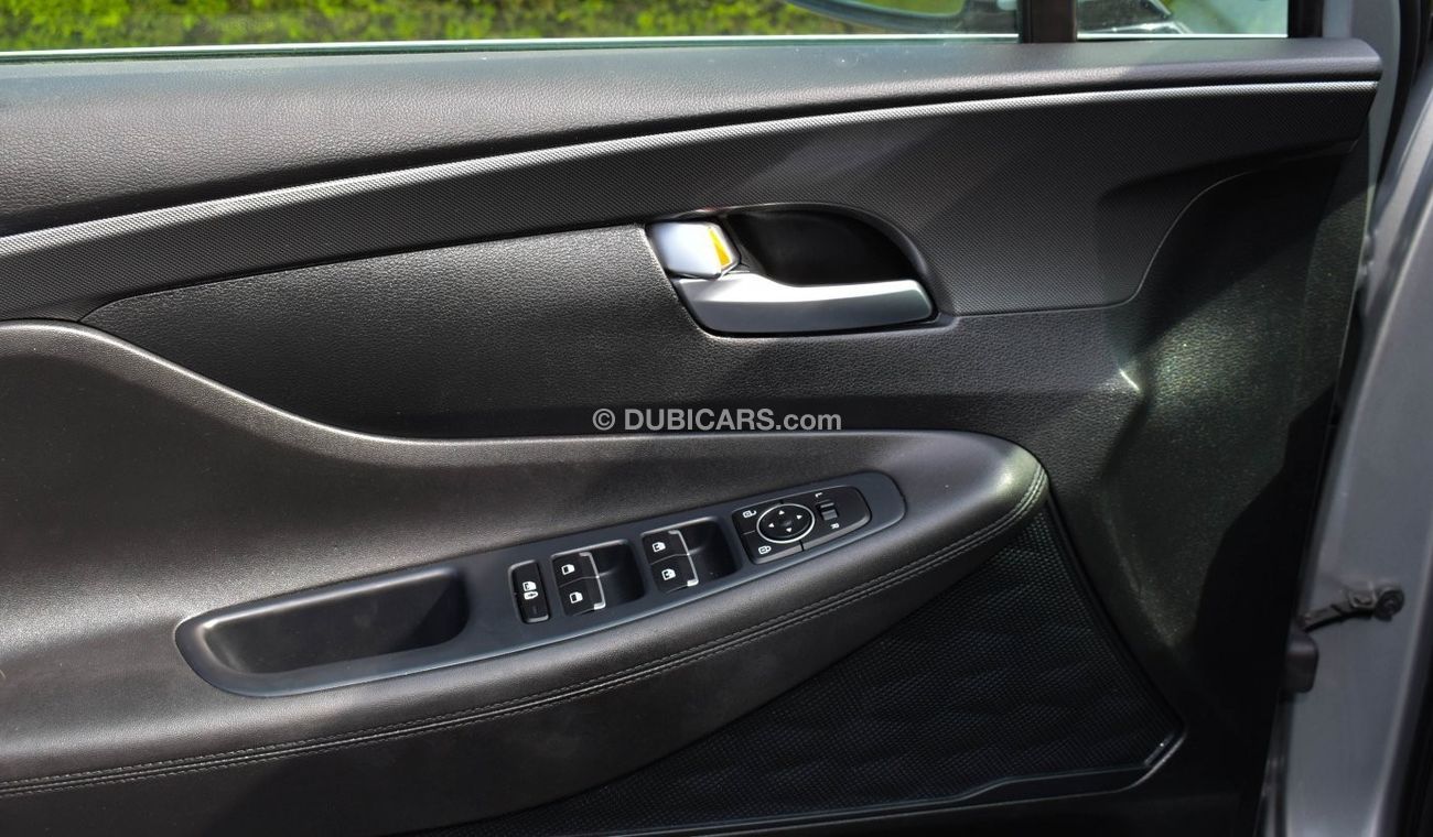 هيونداي سانتا في