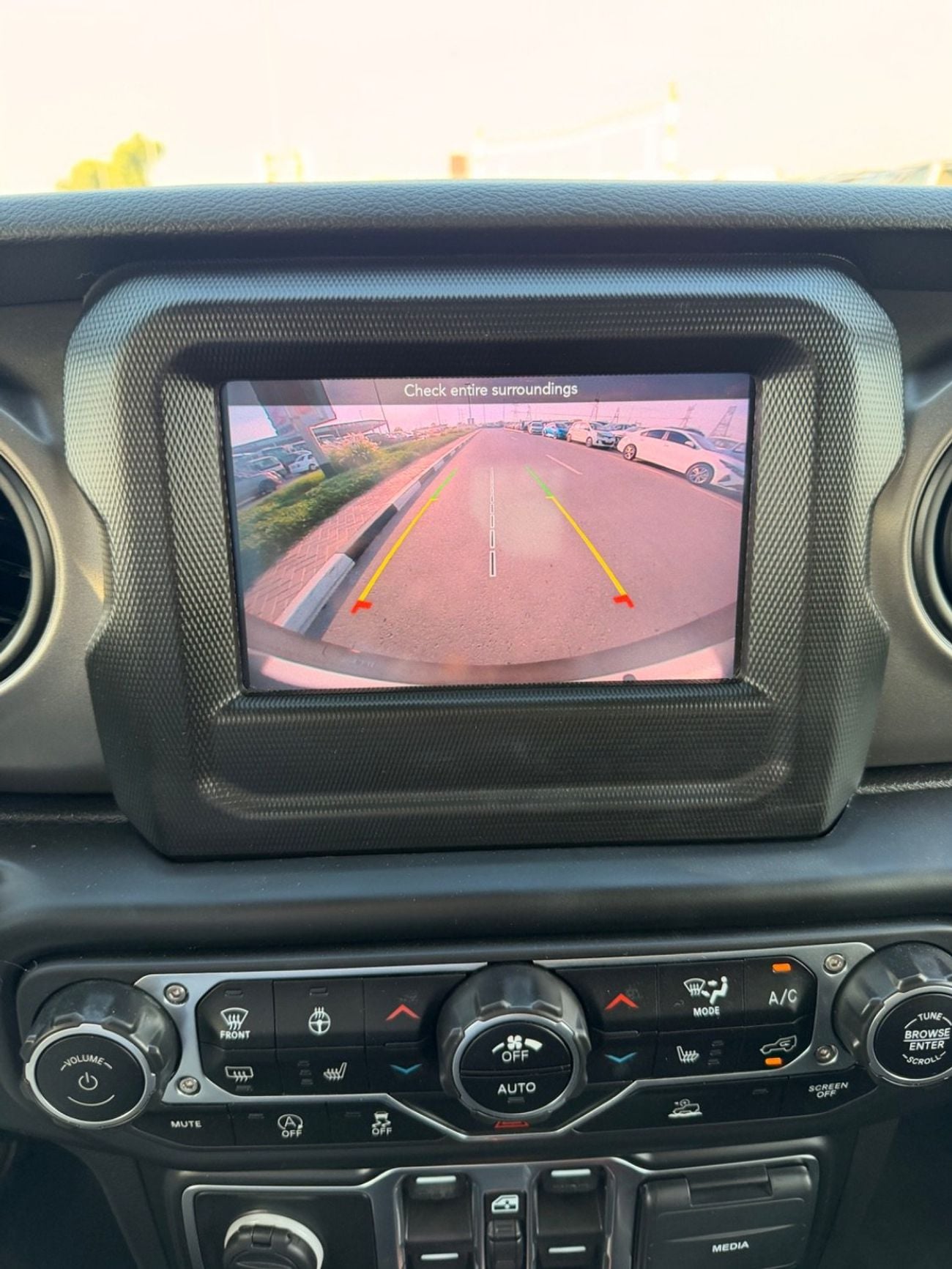 جيب رانجلر Sport 3.6L A/T (5 Seater)