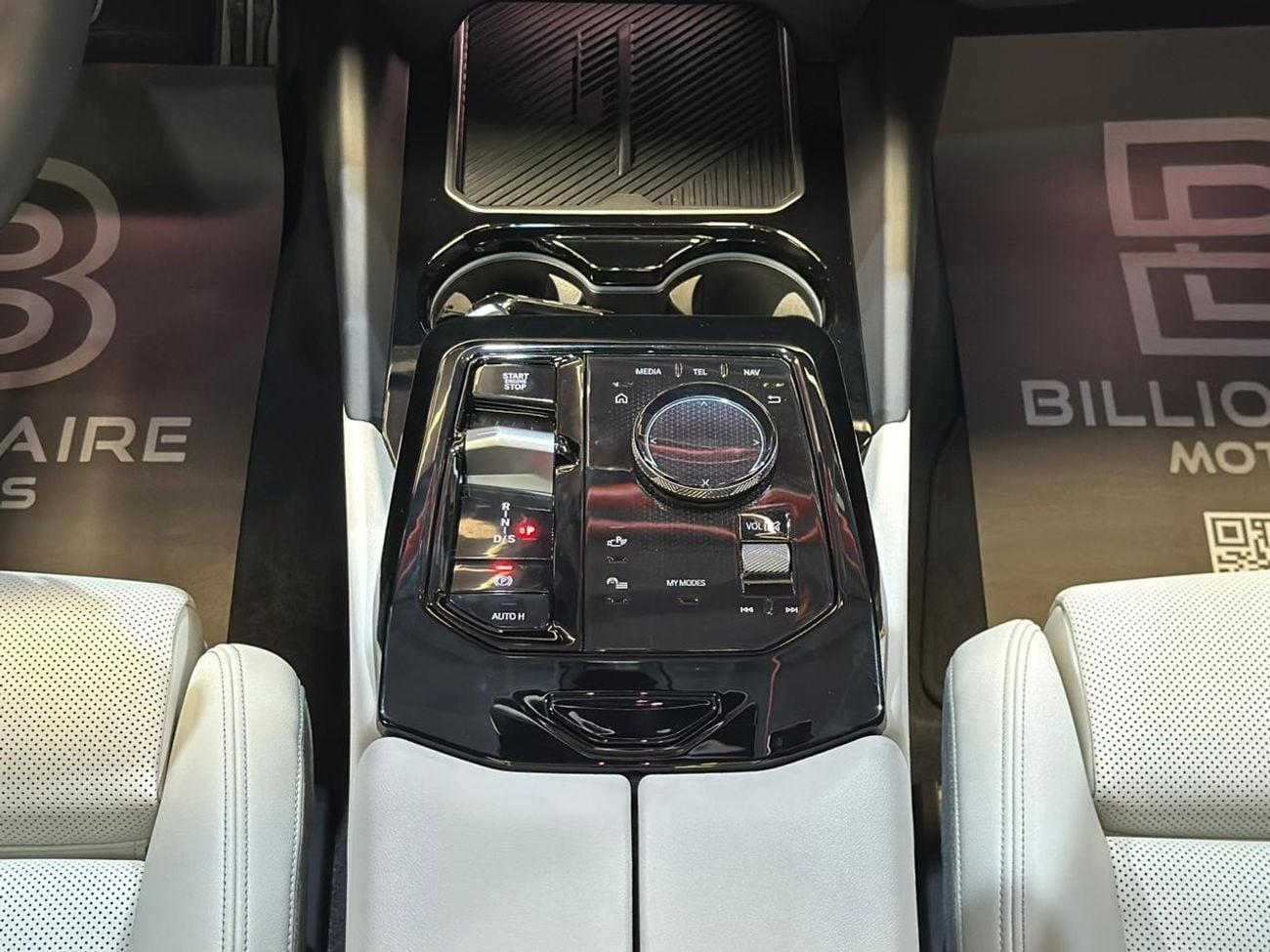 BMW 520i Executive 1.6L BMW 520i M-Kit | 2024 | KOREAN SPACE