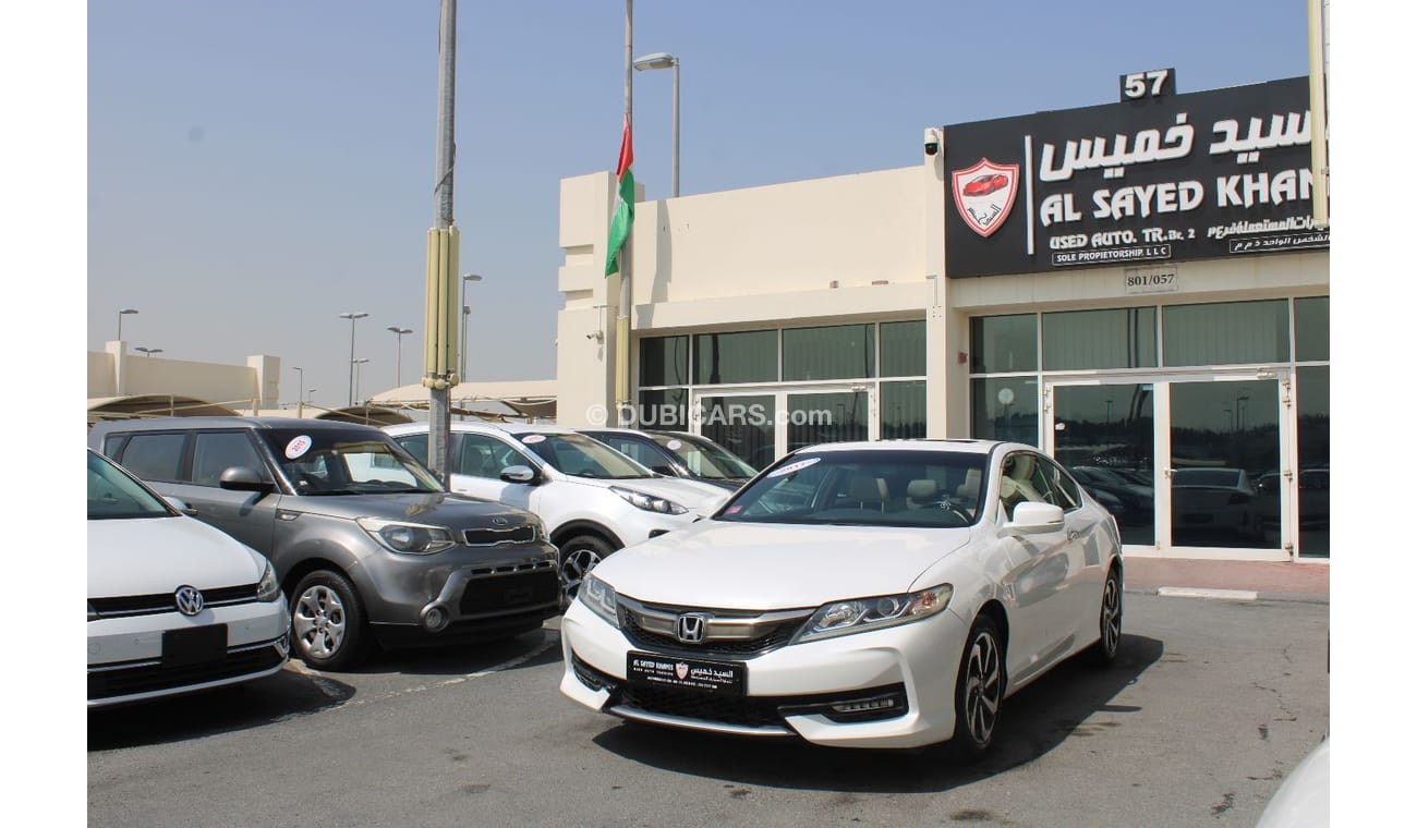 Honda Accord Coupe HONDA ACCORD COUPE - 2017 - GCC - V4 - PERFECT CONDITION INSIDE OUT