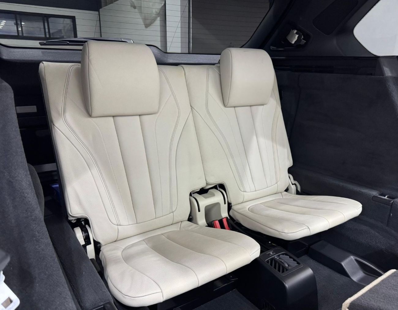 BMW X5 35i Exclusive 3.0L (7 Seater) 2017 BMW X5 xDrive35i, Feb 2025 BMW Service Pack, Full Options, 7 Seat