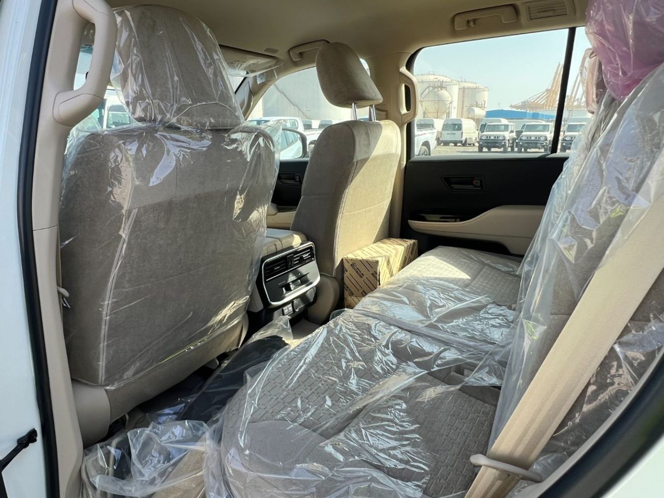 تويوتا لاند كروزر LC300 3.5 TT GXR-G