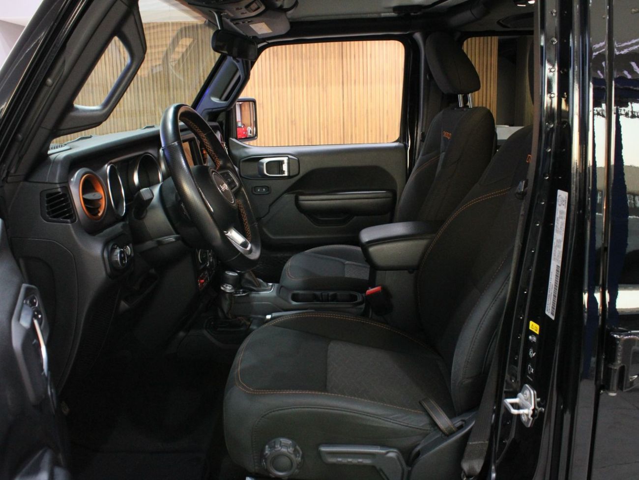 Jeep Gladiator Mojave Edition (Sand Runner)