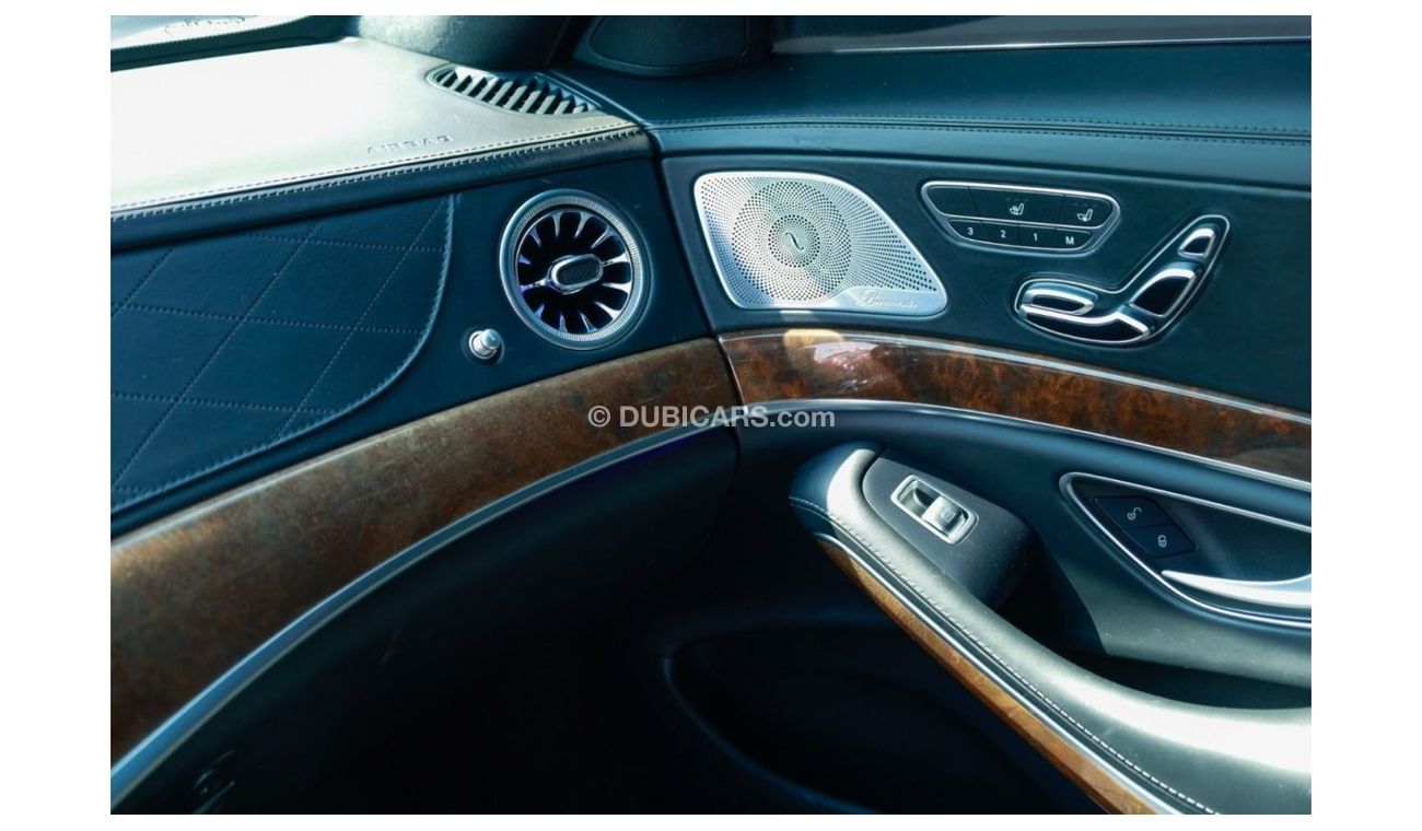 مرسيدس بنز S 550