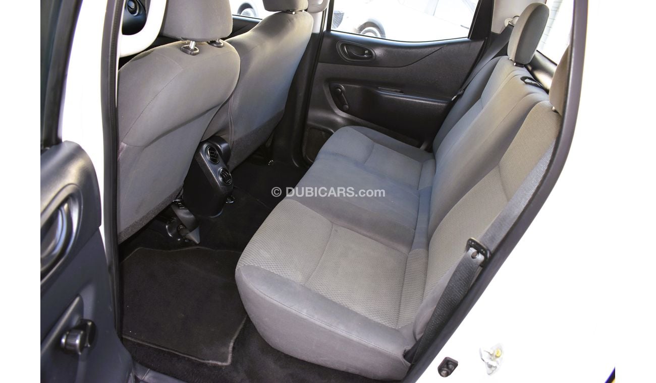 Nissan Navara AED 950 PM 2WD 2.5L MT GCC DEALER WARRANTY